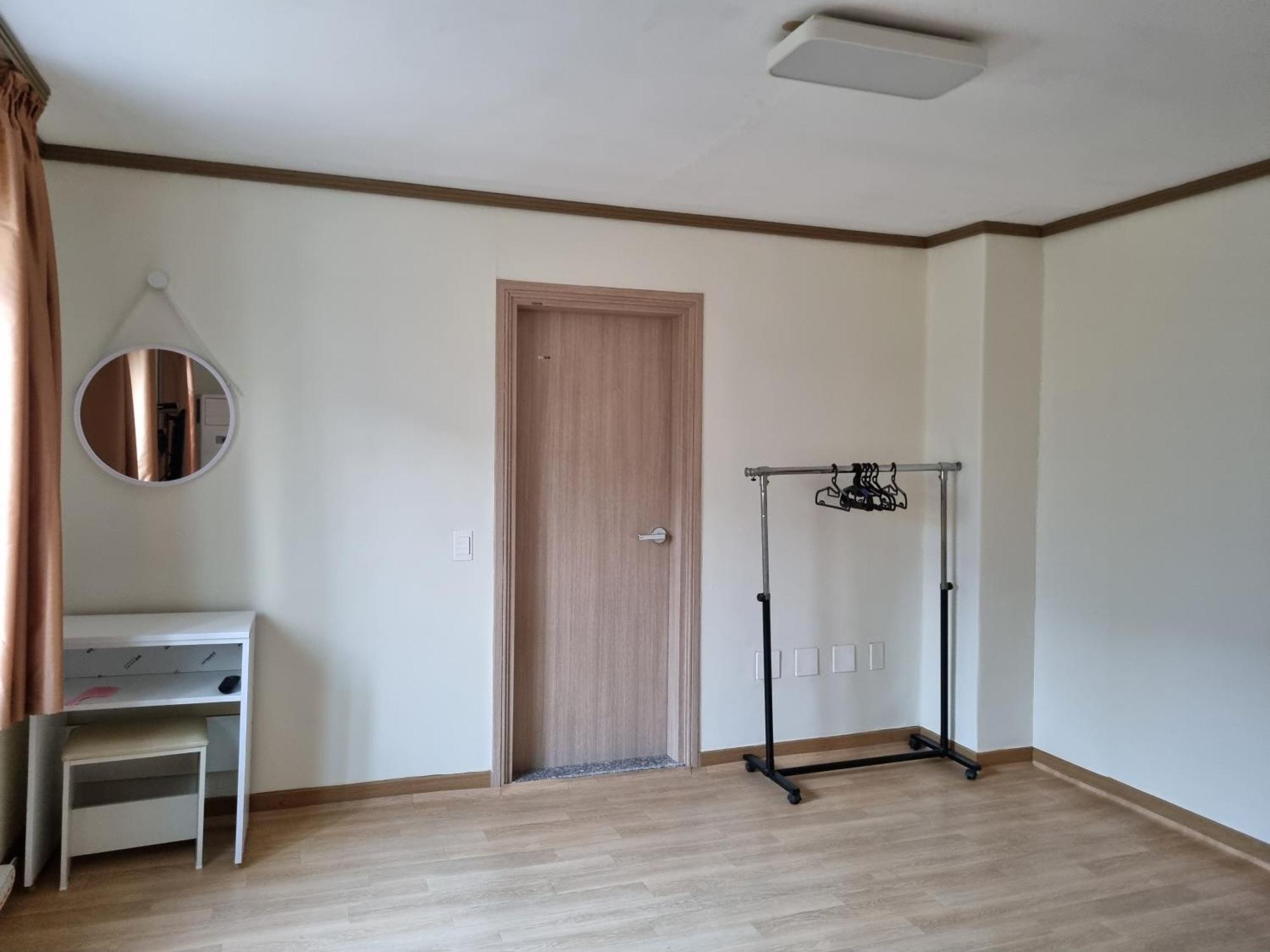 Orasung Motel Csedzsu Kültér fotó