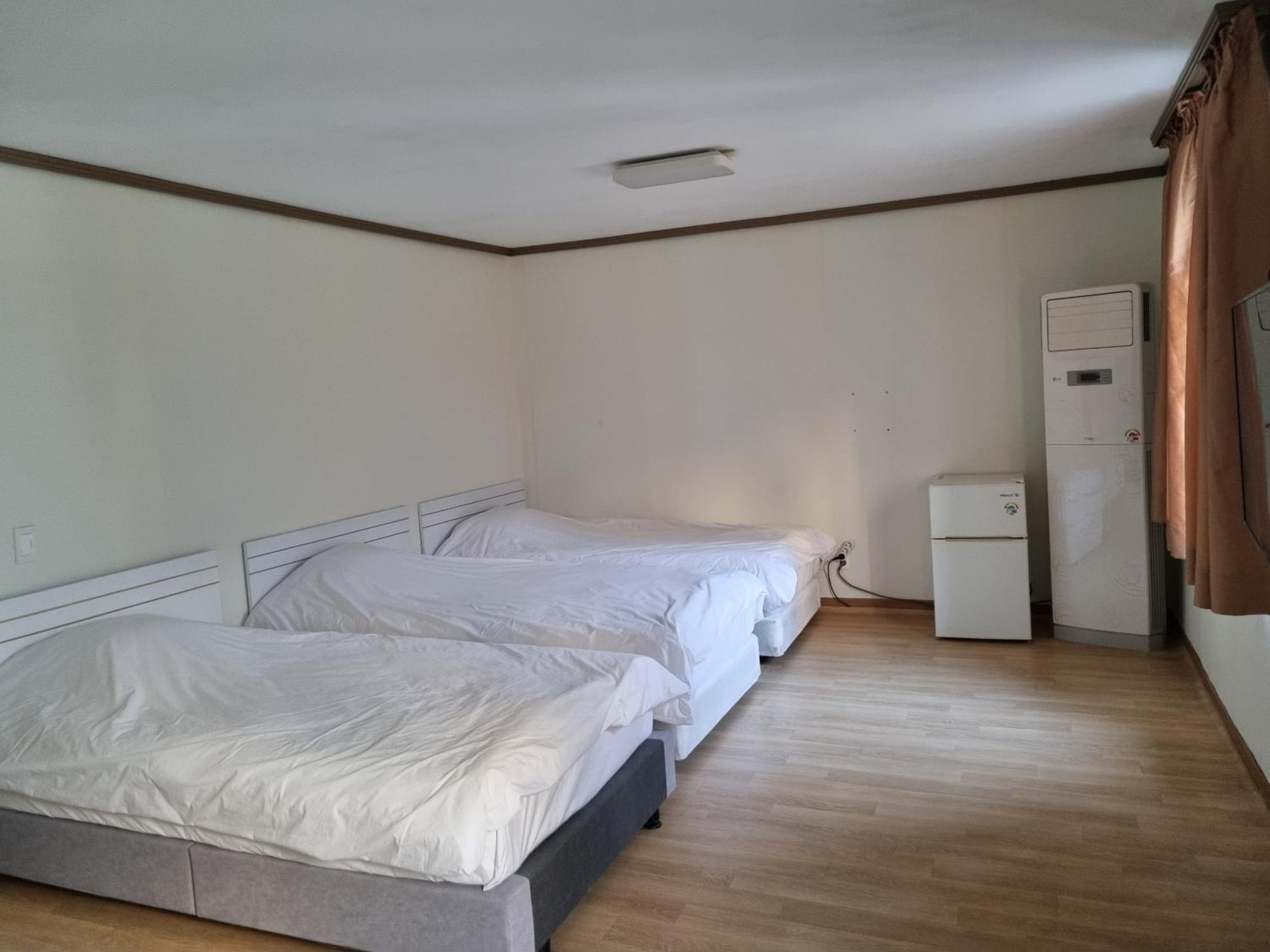 Orasung Motel Csedzsu Kültér fotó